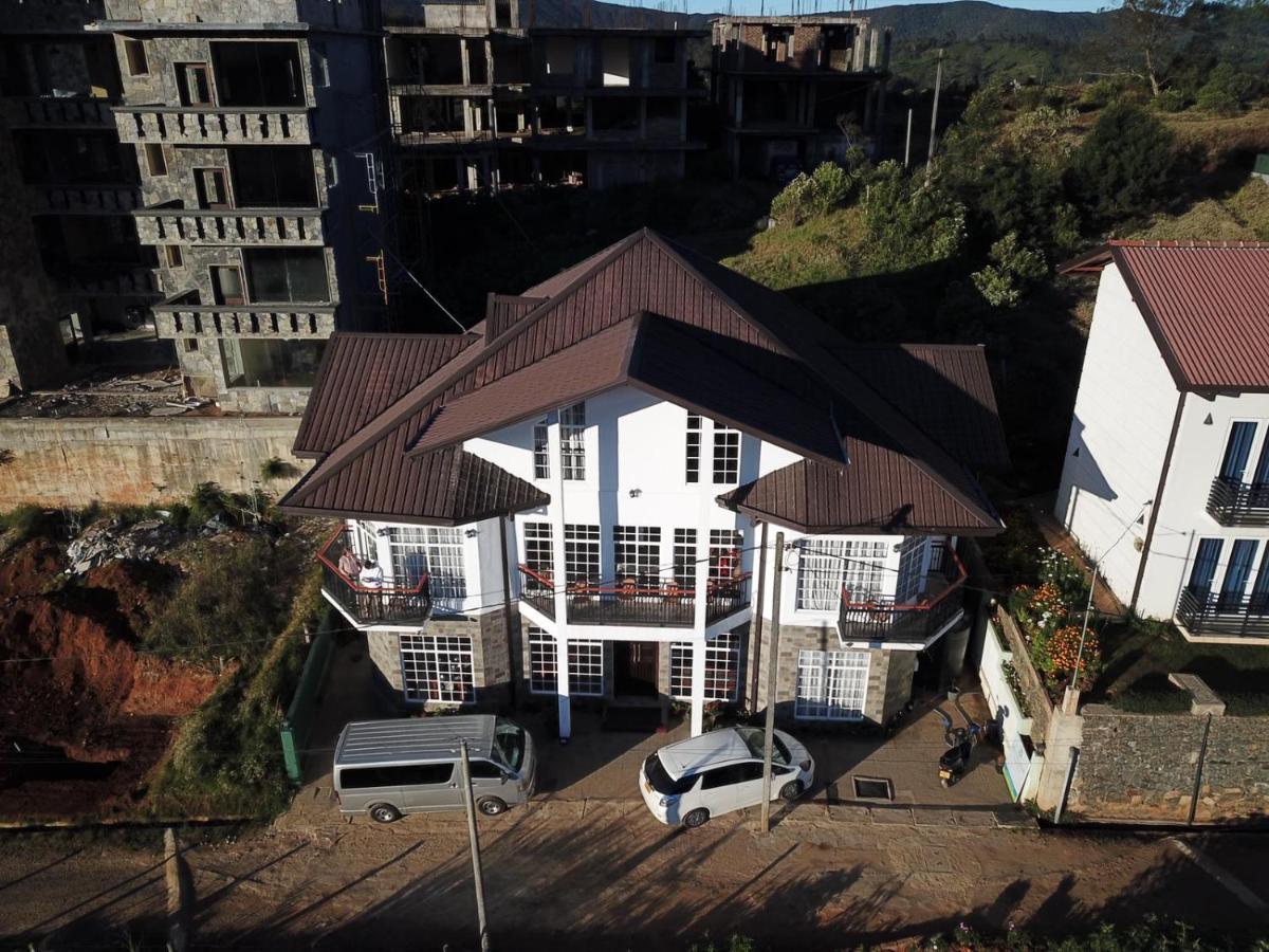 Misthill Rest - Lavish Villa Нувара Елия Екстериор снимка